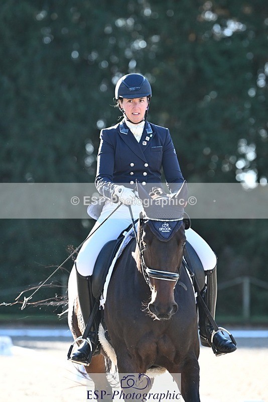 231110-105706-00260 - Cls 2 Prelim 17(a)Q