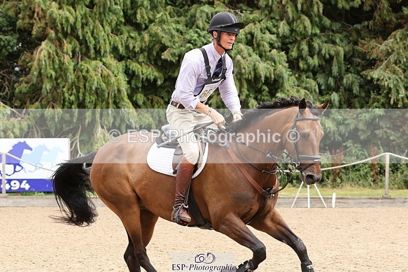 250803A-141101-14562 - O-663-William.Fox-Pitt-GRANSTOWN.STAR.LOVE