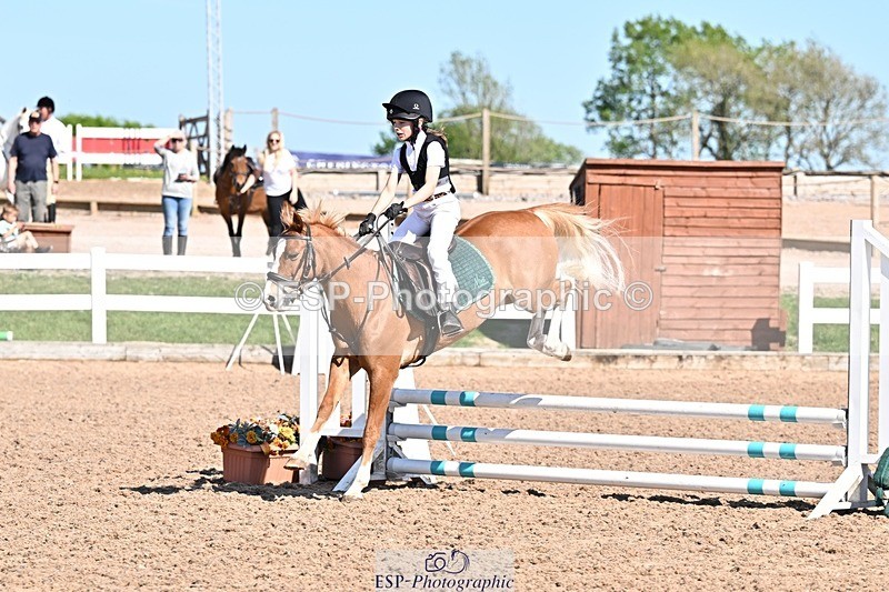 250513-161612-00209 - Clr Rnd & 60cm