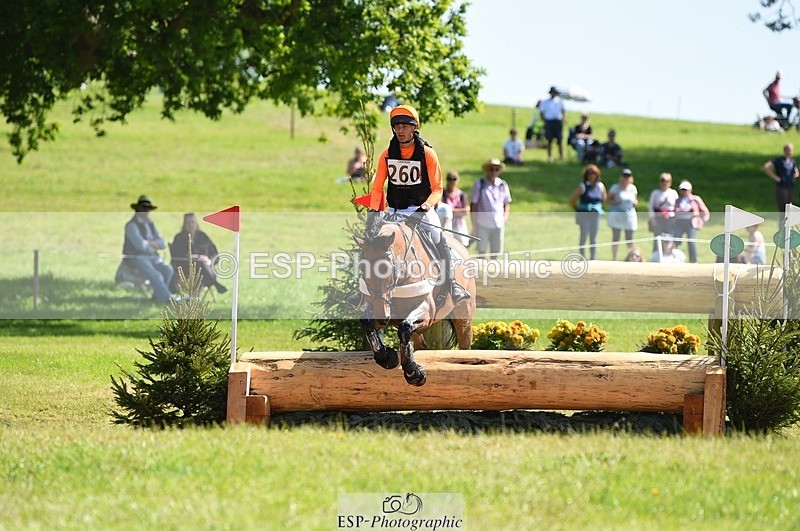 230527-105250-09032 - 260-LOW_MOOR_LUCKY-Tom_Woodward-XC