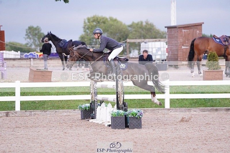 250628-202750-08596 - Cls 26 Pony Foxhunter & 1.10m Open