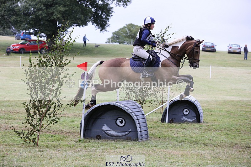 240825X-164448-37812 - 80cm XC 16.30 to 17.30