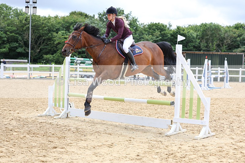 3E7A4271 - Class 7: Senior Newcomers/1.10m open