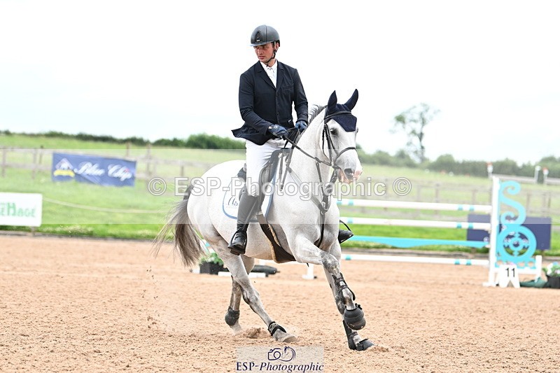 240802A-161644-05467 - Cls 19 National 1.30m Open