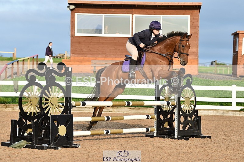 220829A-181238-00522 - 90cm classes