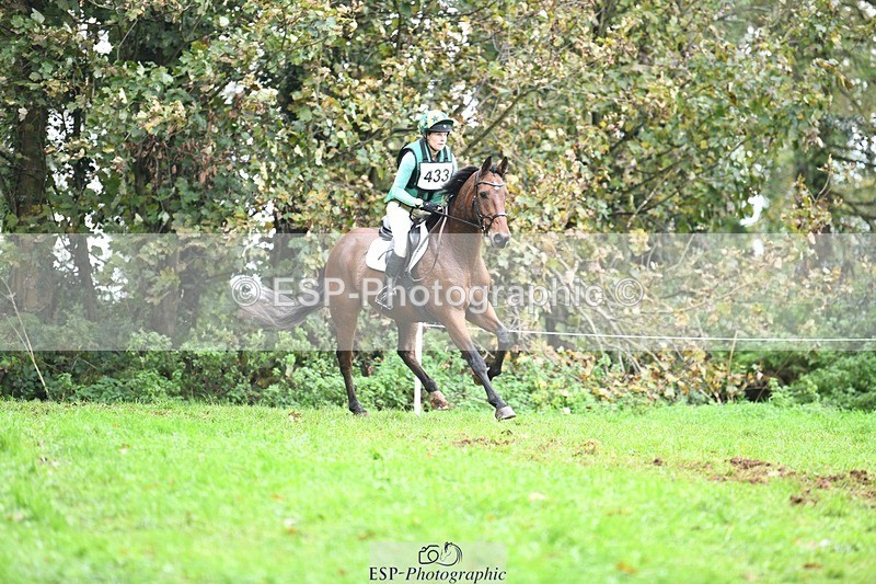 231021-122951-16782 - 433-WILLIAM-Laura.Sharpe-SC+XC