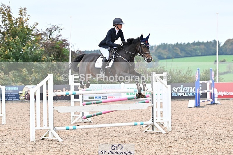 251015-151149-00852 - Cls 6 Foxhunter and 1.20m Open