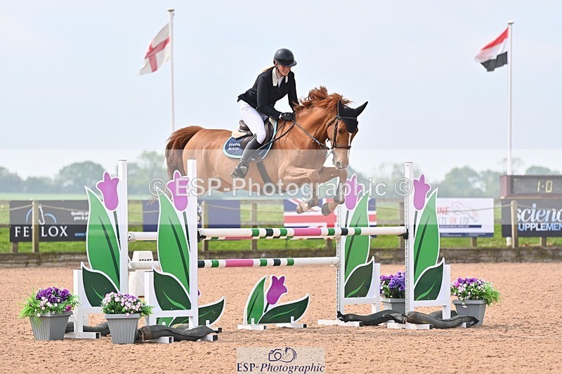 260509-110952-01853 - Cls 26a Snr Foxhunter