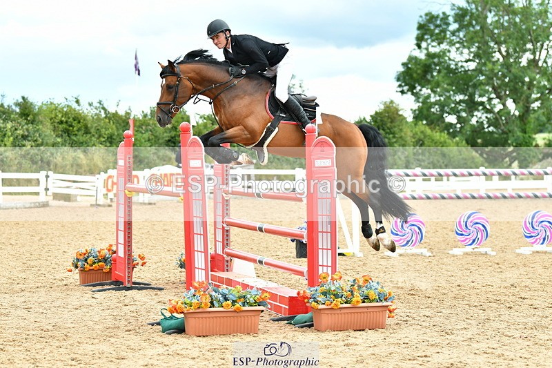 230721A-144046-07040 - Cls 22, 1 Star Gold 1.30m