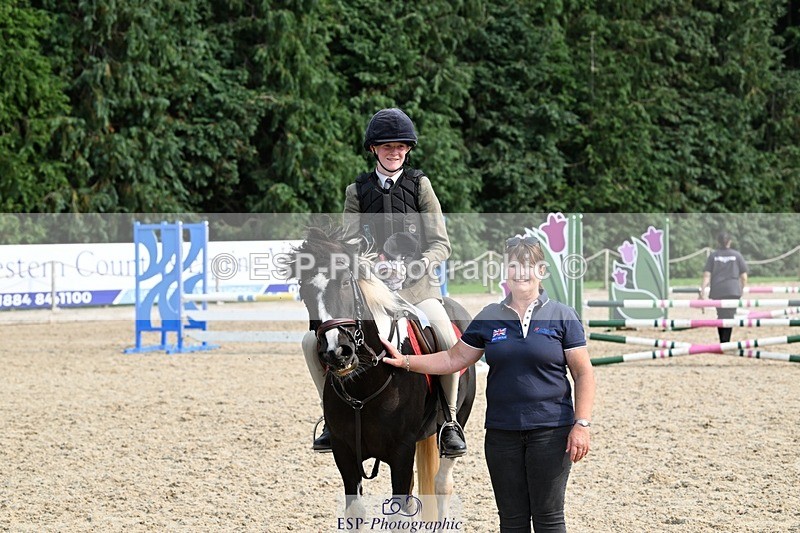240818-162904-05470 - Cls 13 Pony Intro 70cm