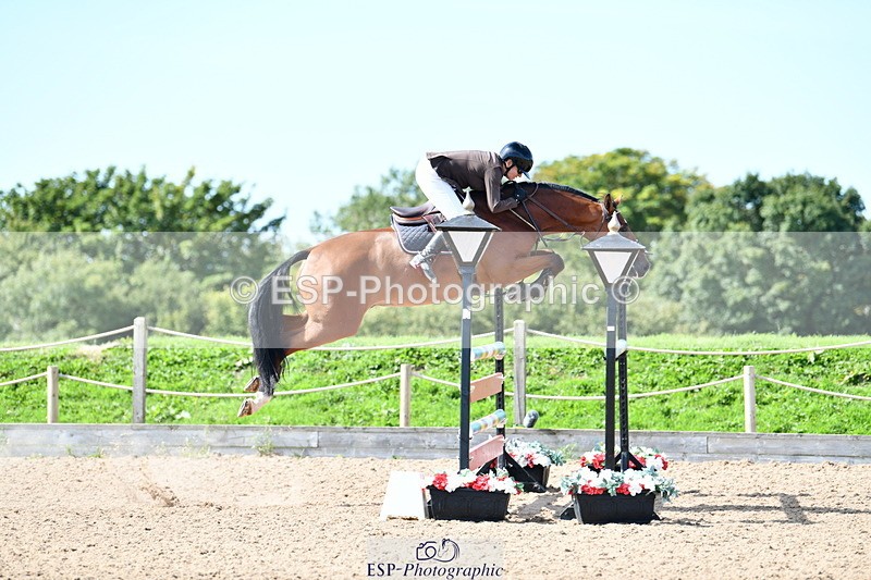 240914A-125440-07127 - Cls 15-S Snr Foxhunter