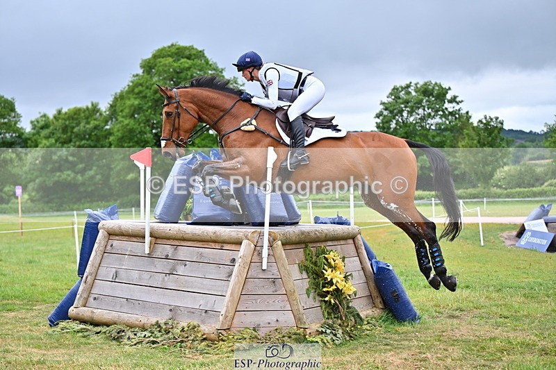 250524A-093121-08710 - A-001-Jemima.Howden-HEADS.UP