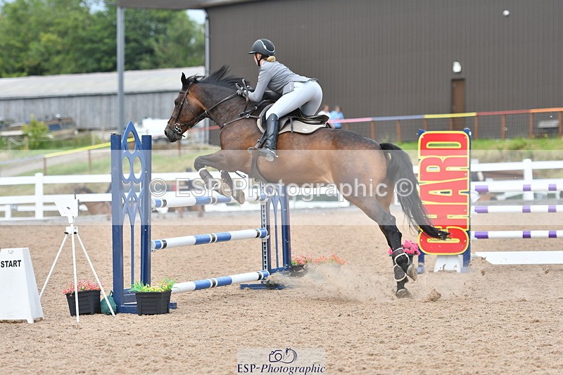 240727A-153120-06167 - Cls 24 1.05m Amateur Qualifier