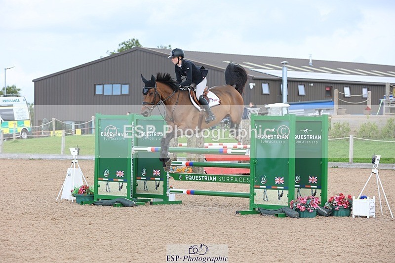 250911-110702-00845 - Cls 2 Snr Newcomers