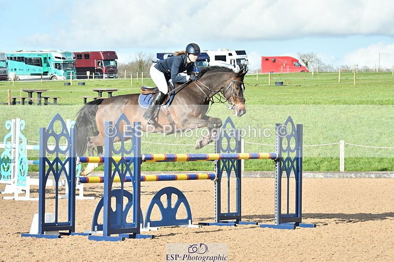 240306A-161106-02367 - Cls 5 Foxhunter and 1.20m Open