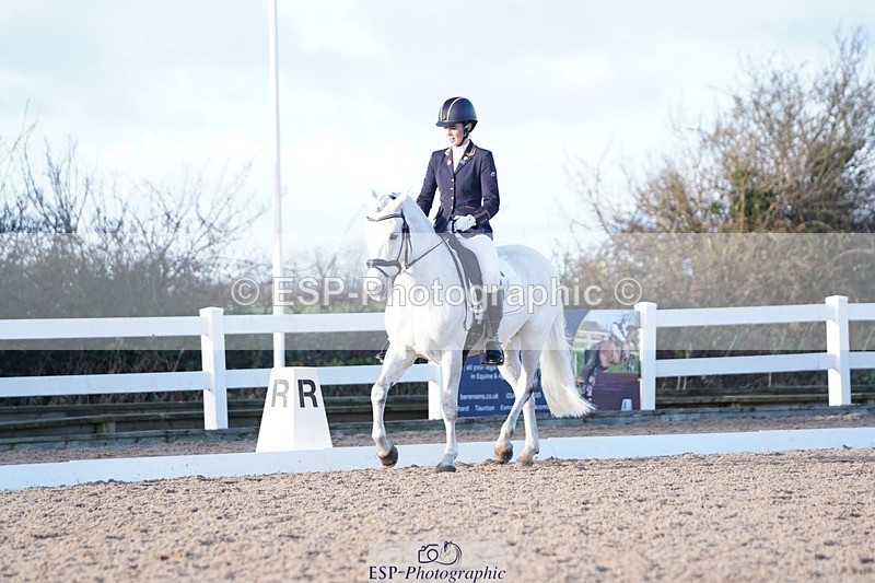 241214-145342-02051 - 111-Anya.Hitt-Cnoc.an.Noinin.Clover