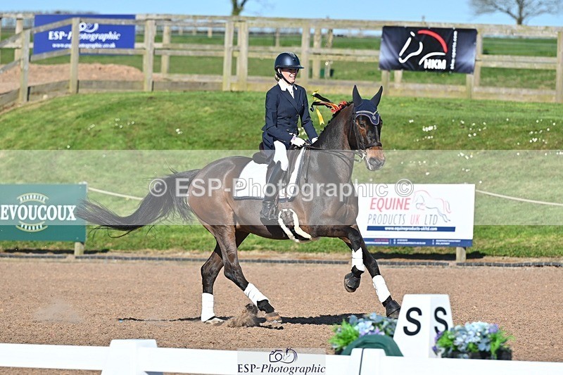 250405-154025-11830 - Cls 28 Young Riders Team