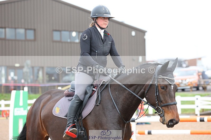 231112A-112805-03631 - Cls 18 Discovery & 1m Open