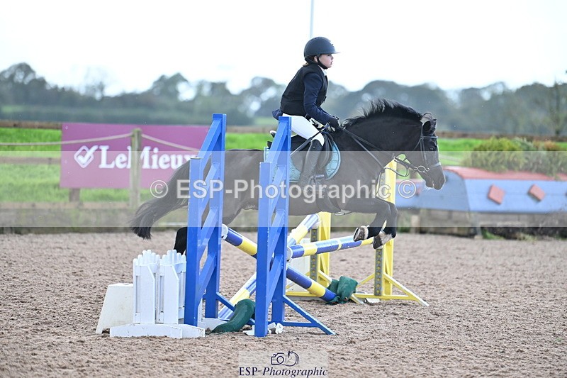 231029A-101515-02661 - 70cm Club and Schools