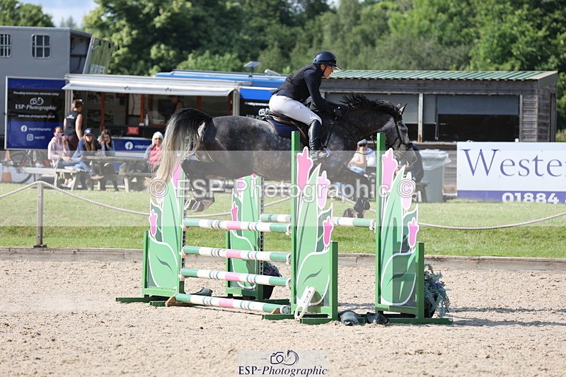 250614A-164329-08388 - Cls 30 1.05m Amateur Q and Open