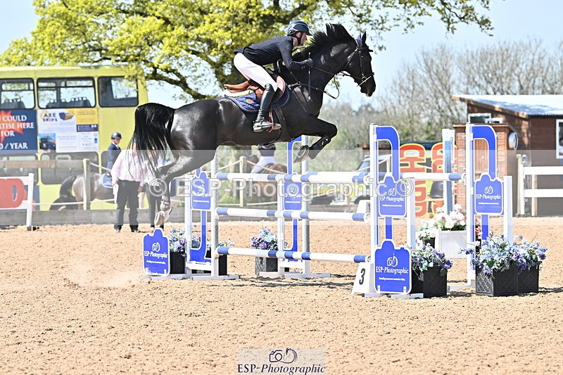 240509A-140600-02205 - Cls 10 National 1.30m Open