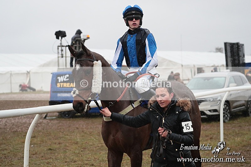 PtP 260125 1050 - Cocklebarrow Point-to-Point racing with the Heythrop Hunt 26/01/25