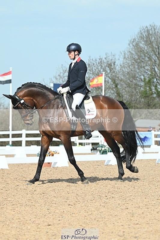 250403-104342-01580 - 048-Angus.Corrie-Deane-Maigret.VD.Watermolen