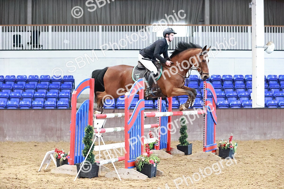 SBM_003031 - Class 11 - Senior Foxhunter 1.20m