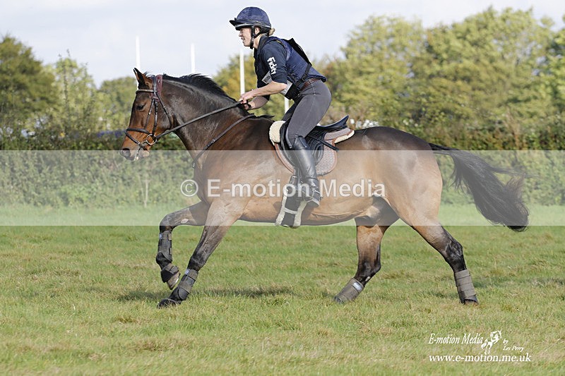  WWHT 171021 3556 - Intermediate Pairs (0.90m)  17/10/21