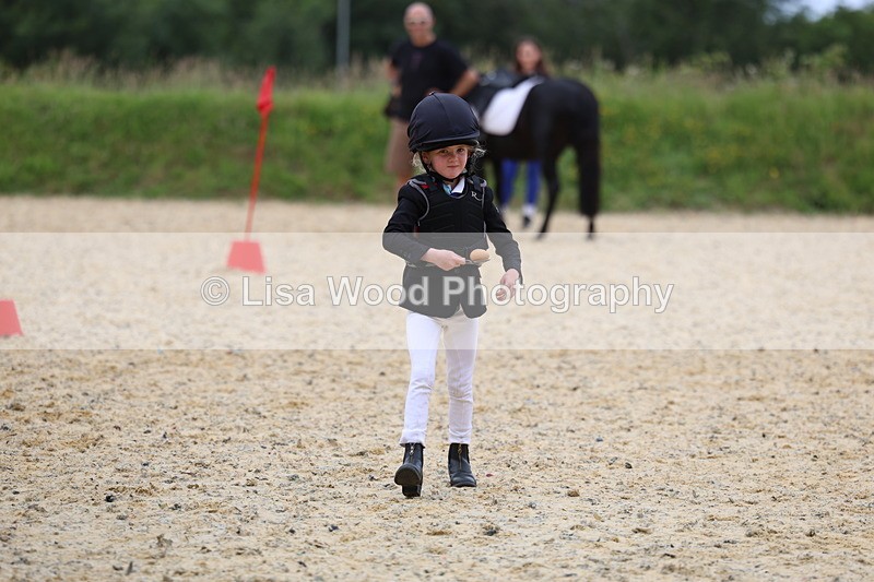 3E7A9916 - Egg and Spoon