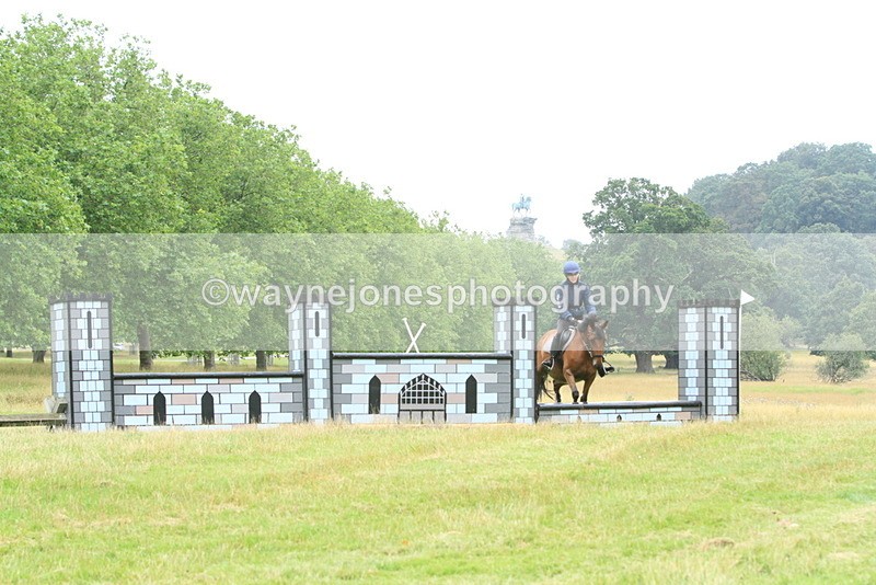 IMF_1441 - Time at Castle Jump 09:18 to 10:15