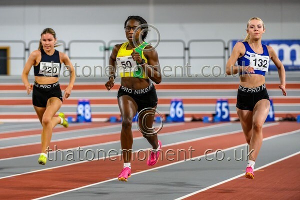 SeniorInd25-924745 - Track Female Set One