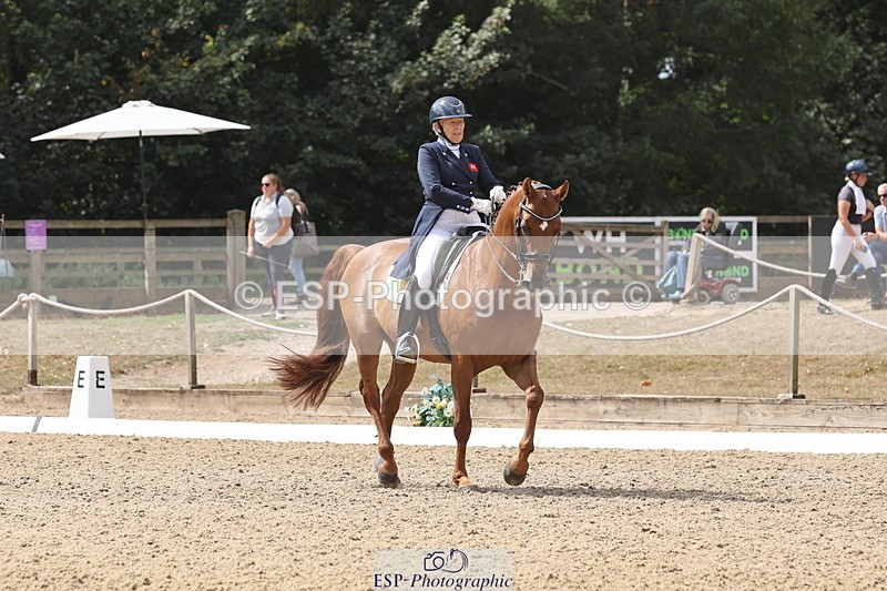 250809A-120408-02952 - 147-Judy.HarveySP.Bento