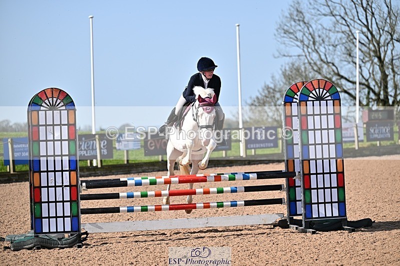 260408-103120-00175 - Cls 2 British Novice and 90cm