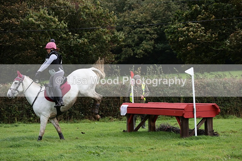 1X9A1981 - Class 6: 90cm + Red Table