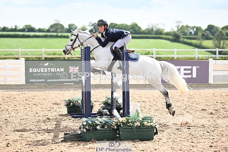 250504-154230-03786 - Cls 25 Winter-Summer