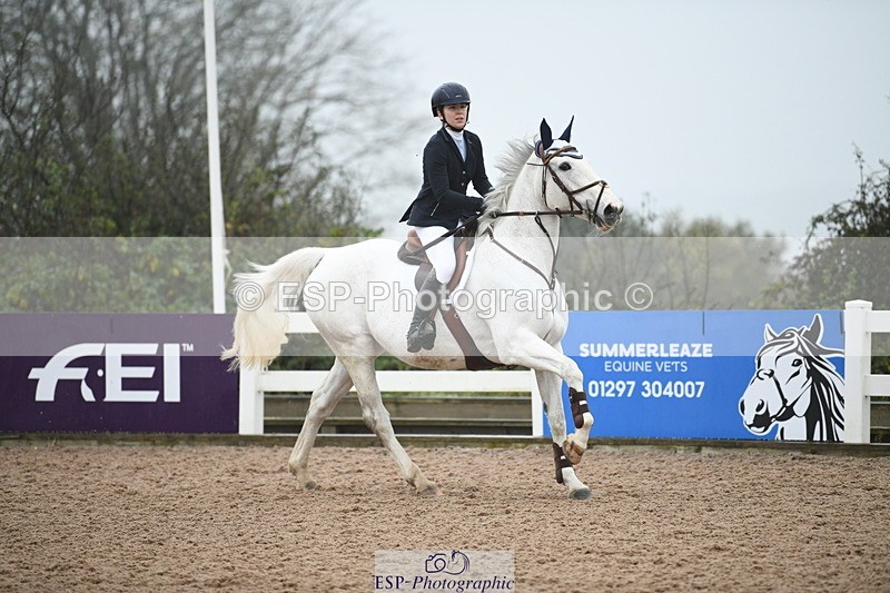 241103A-104449-07560 - SUN Cls 21 Snr Newcomers and 1.10m Open