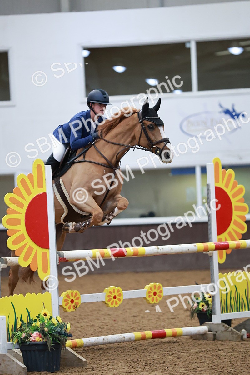 SBM_004123 - Class 11 - Senior Newcomers - 1.10m