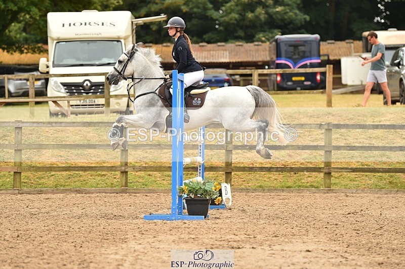 230618-134522-12784 - Cls 25 Pony Foxhunter & 1.10m Open