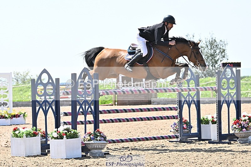 240509A-140435-02197 - Cls 10 National 1.30m Open