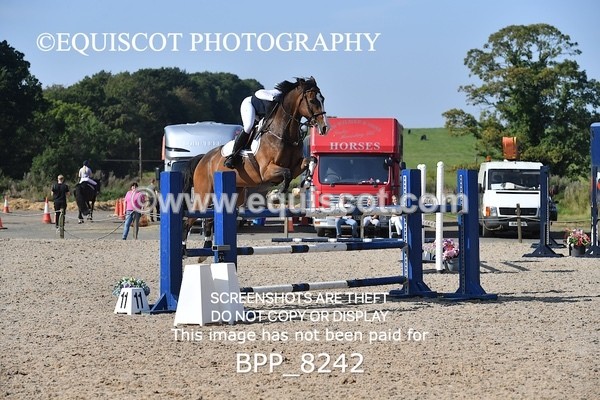 BPP_8242 - CLASS 7 Senior Foxhunter/ 1.20m Open