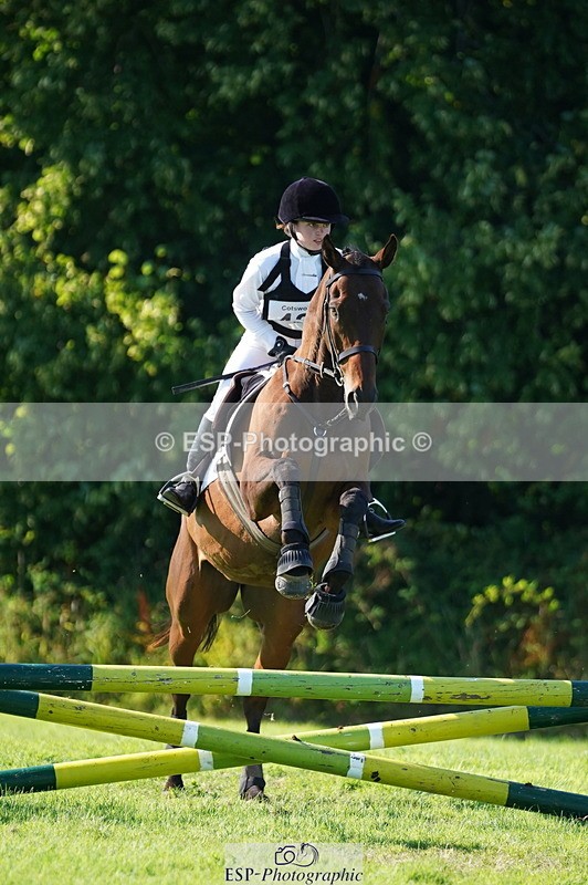 240811A-170404-06524 - 421-