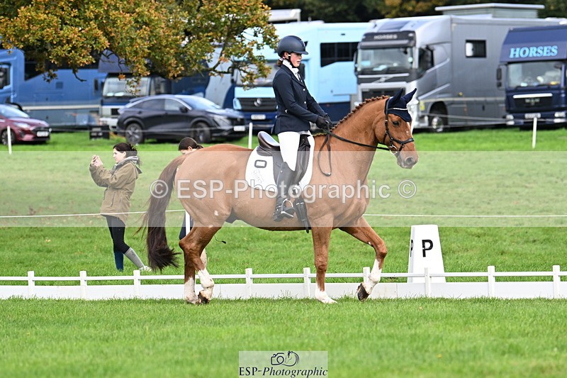 251023A-112918-03574 - G-513-Mimi.van.Ufford