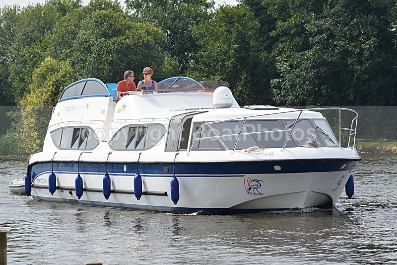 140718 SAPPHIRE EMBLEM CSDSC_0114 - River Launches
