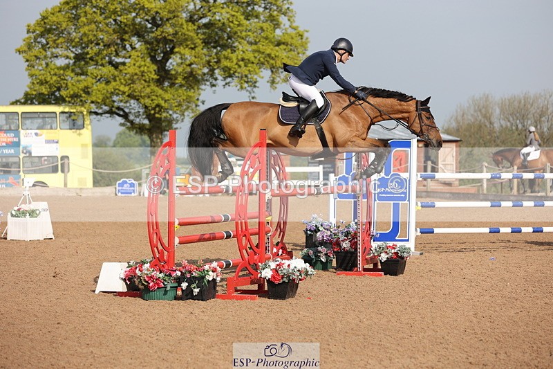 240511A-085419-10840 - Cls 32 Foxhunter