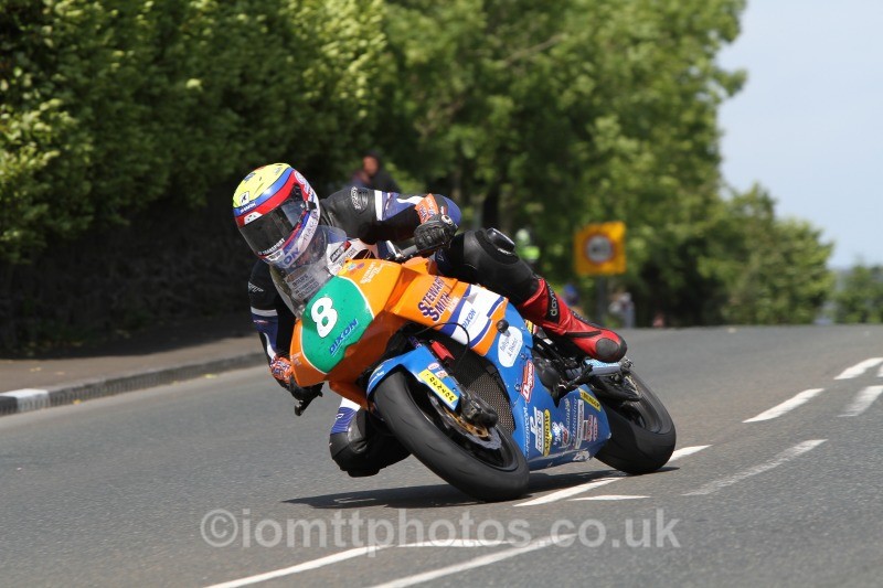 Jamie Hamilton Kawasaki / Stewart Smith Racing. - Bikenation Lightweight TT