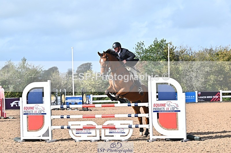261014-130049-00538 - Cls  05 Snr Newcomers & 1.10m Open