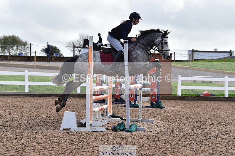 231029A-112642-03040 - Pony Newcomers & 1m Open