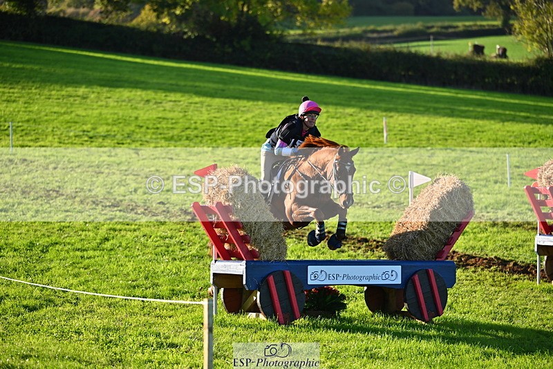 251025A-161751-22092 - H-601-Alexandra.Erskine.Scott