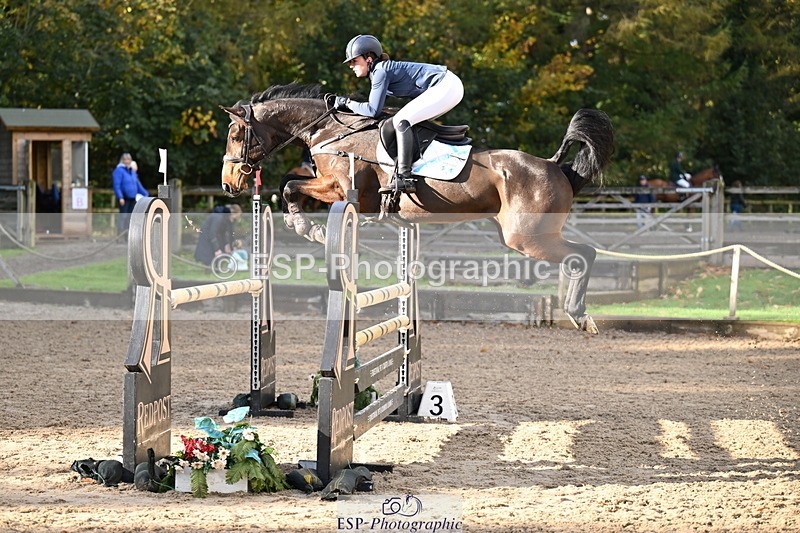 251024A-101037-06339 - B-131-Gemma.Gurvidi